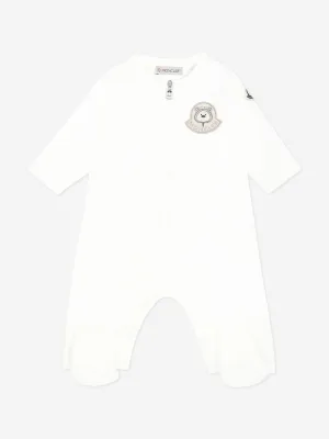 Baby-Logo-Strampler in Elfenbein