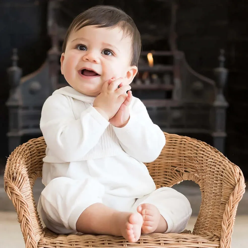 Jungen Cream Langston Babygrow mit Mütze