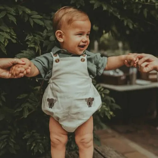Jungen Weißer Bio-Baumwolle Koala Strampler