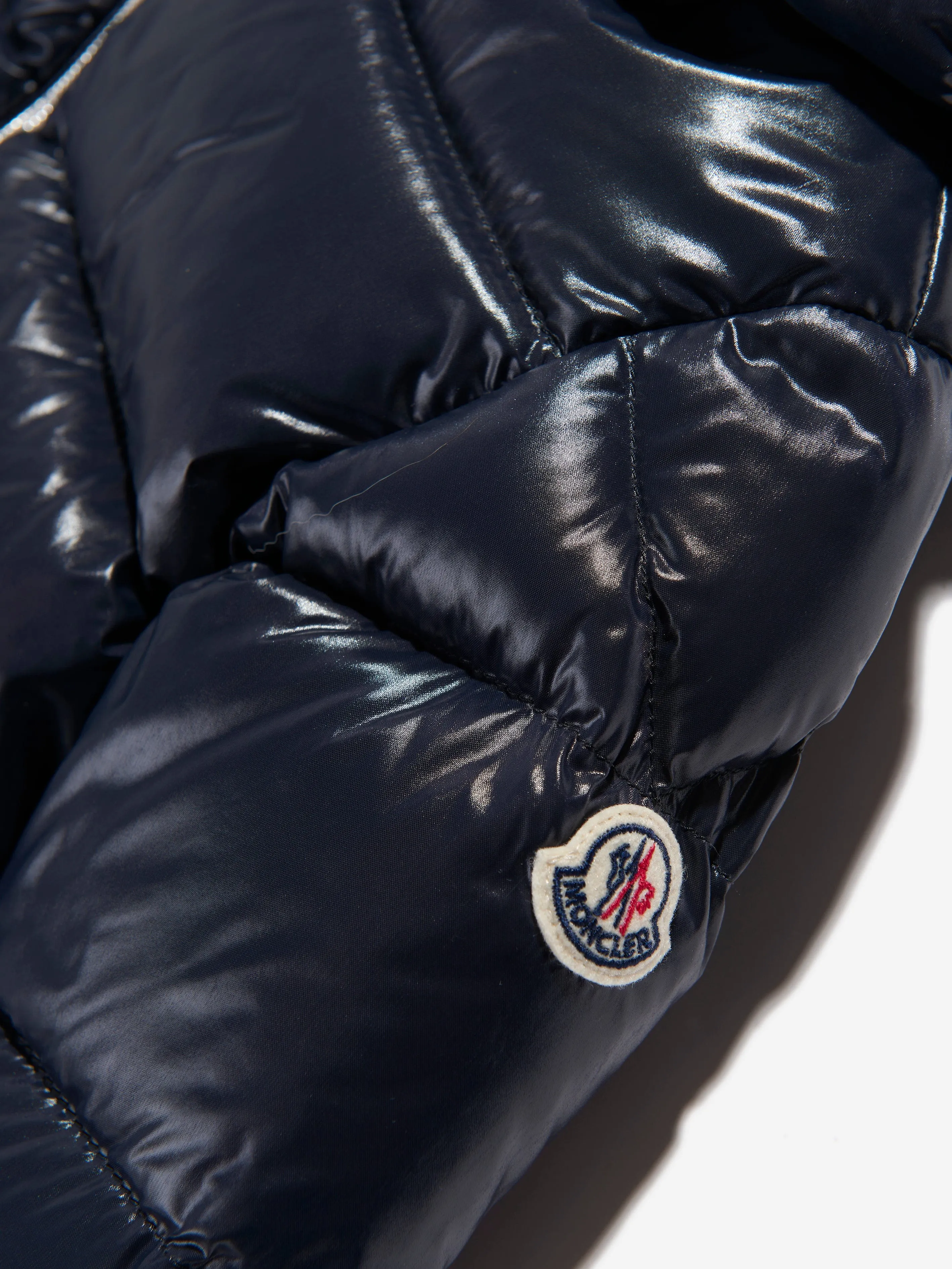 Moncler Enfant Baby Daunengefütterter Schneeanzug in Marineblau