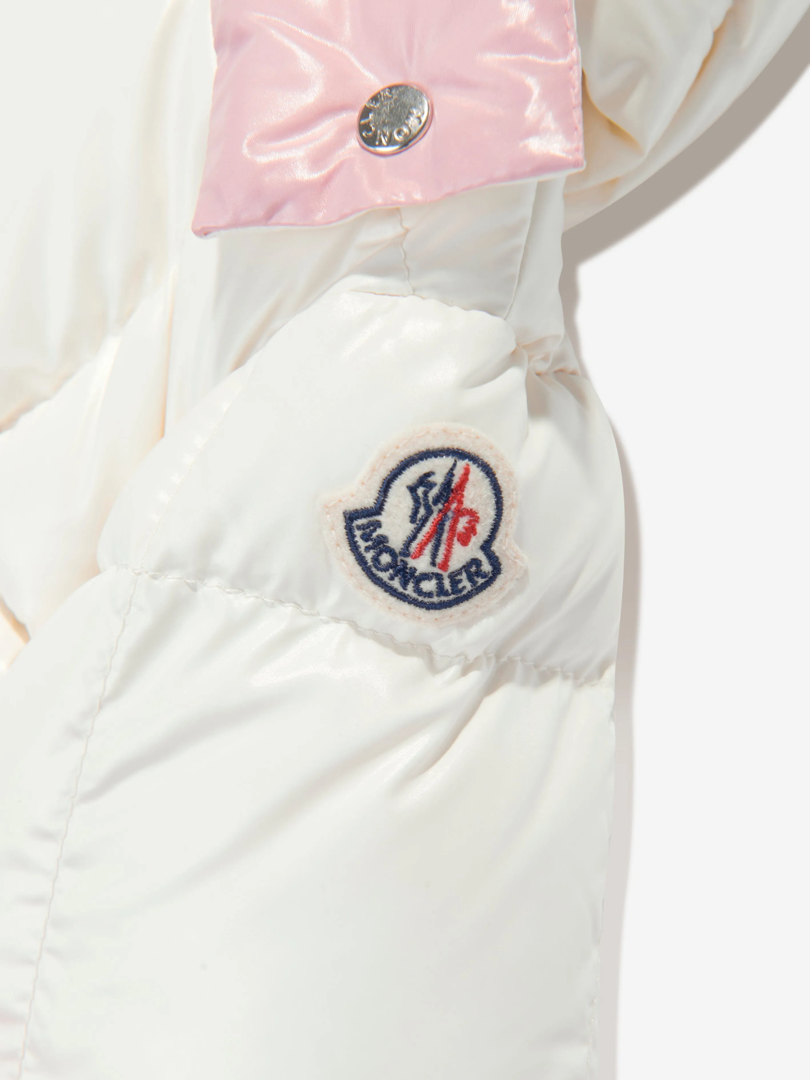 Moncler Enfant Baby Girls Daunengefütterte Parana Jacke in Elfenbein
