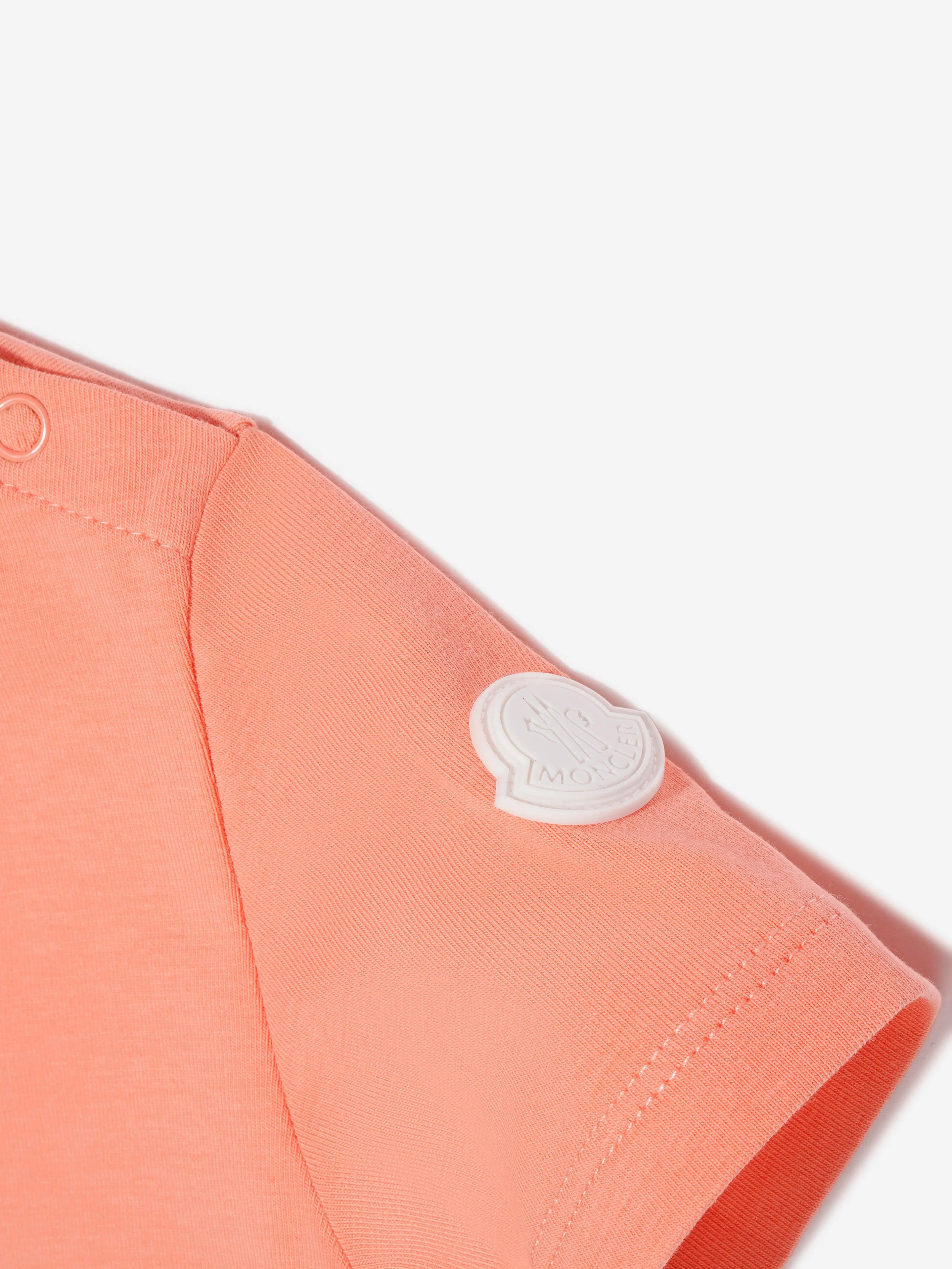 Moncler Enfant Baby Girls Logo T-Shirt in Pfirsich
