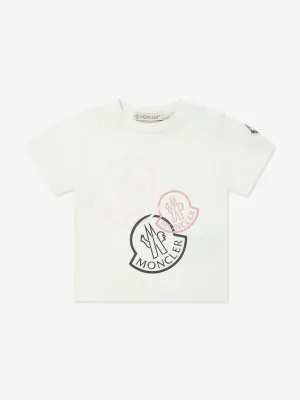 Moncler Enfant Baby Girls Logo-T-Shirt in Elfenbein