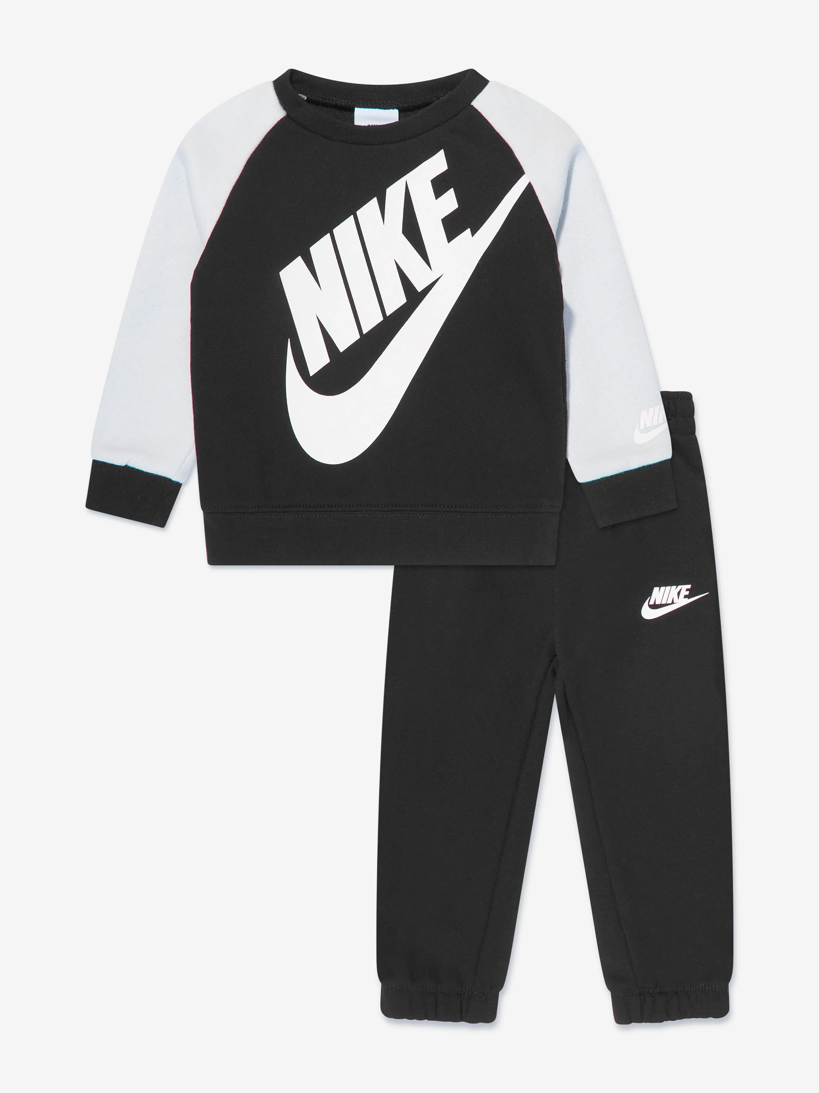 Nike Boys Übergroßer Futura Crew Tracksuit in Schwarz