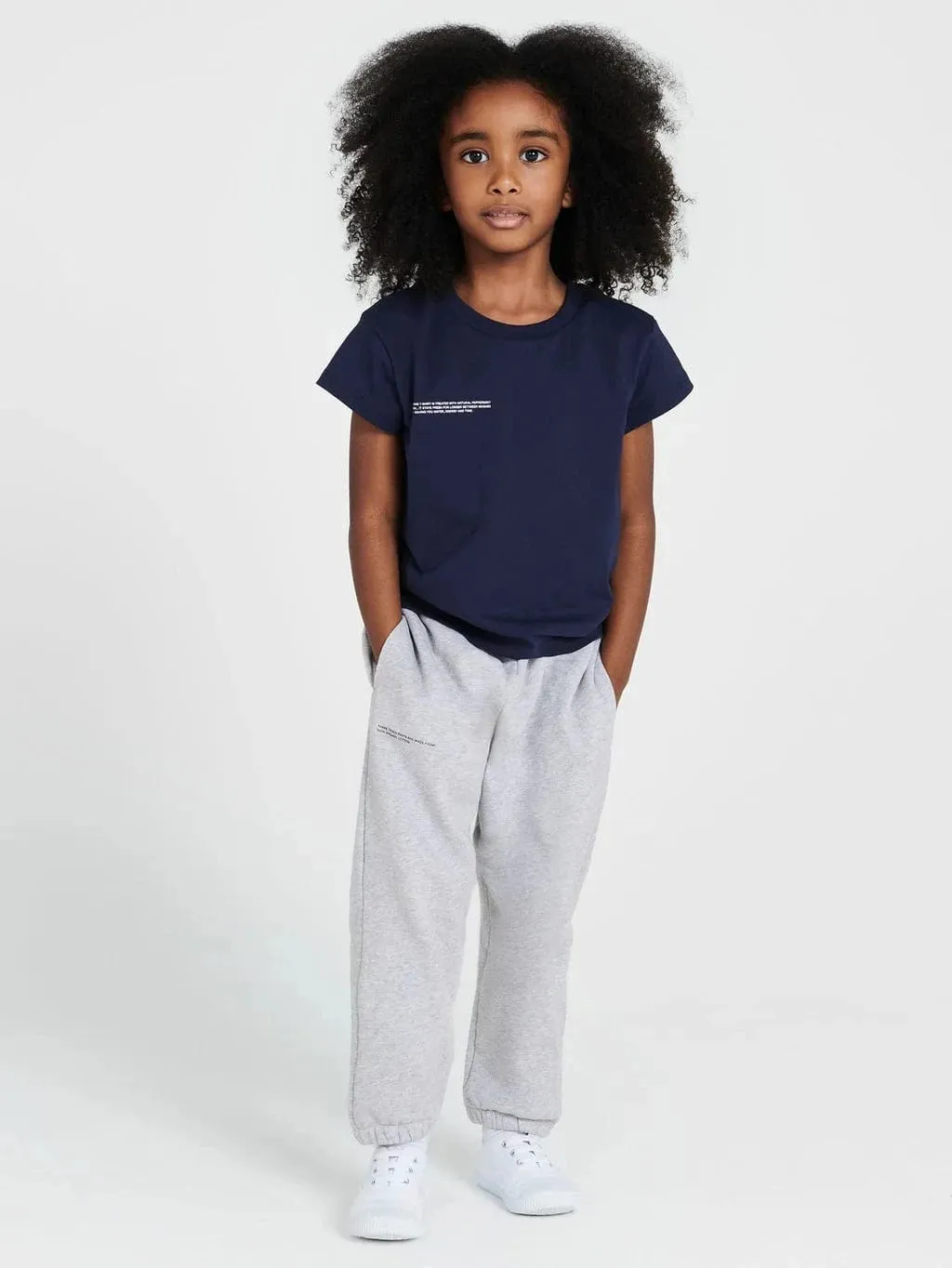 PANGAIA Kids 365 Midweight Trackhose in Grau